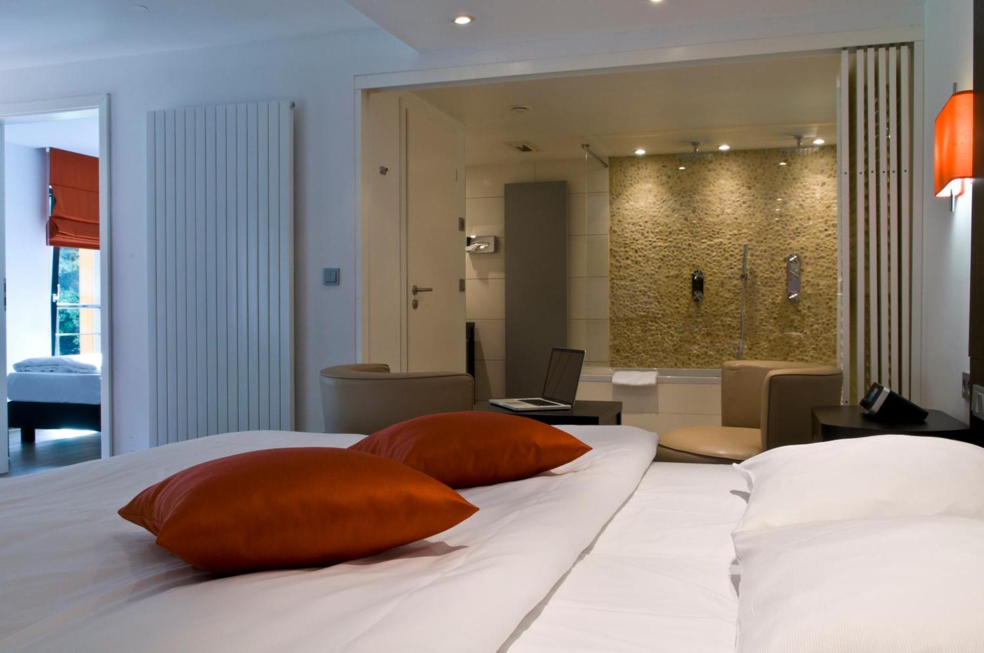 Cocoon Hotel La Rive Bourscheid Exteriör bild