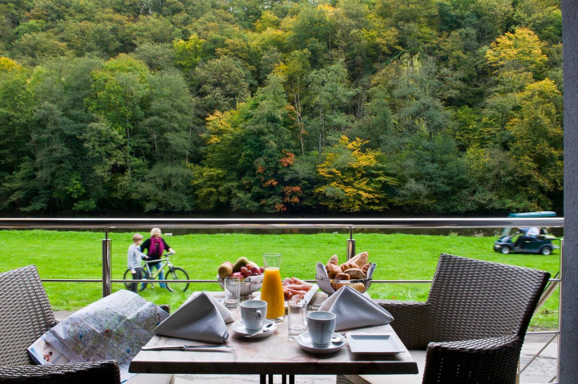 Cocoon Hotel La Rive Bourscheid Exteriör bild